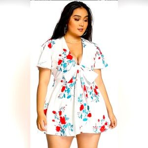 BloomChic | Dresses | Nwt Bloom Chic White Dress With Redrose Print Short  Sleeves Plunging Neckline | Poshmark